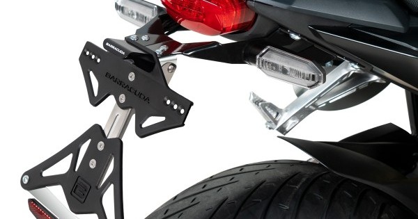 BARRACUDA PORTATARGA REGOLABILE HONDA CB 650R 2021 2024 PER FRECCE ORIGINALI
