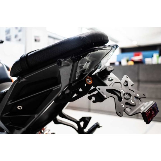 EVOTECH PORTATARGA REGOLABILE KTM 125 / 390 DUKE 2024