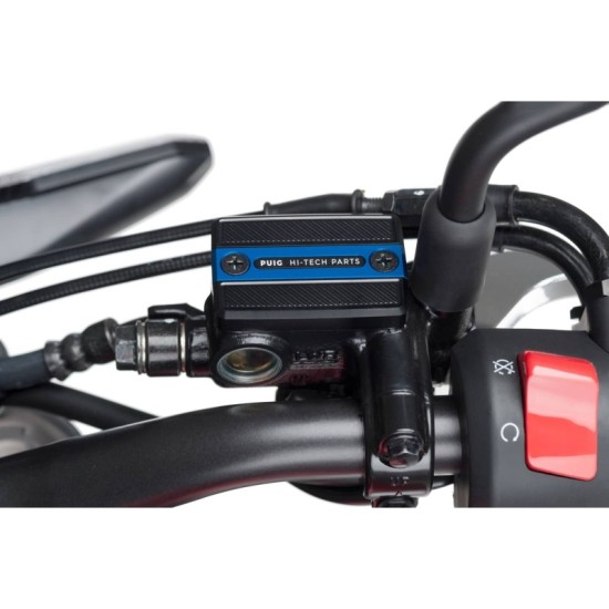 PUIG TAPPO SERBATOIO FLUIDO FRENO-FRIZIONE SUZUKI BURGMAN 400 2017-2023 BLU PUIG TAPPO SERBATOIO FLUIDO FRENO-FRIZIONE SUZUKI BURGMAN 400 2017-2023 BLU