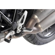 PUIG POGGIAPIEDI MODELLO SPORT COLORE SILVER - Dimensioni: 72x27 mm. Peso: 90 gr - 7318P