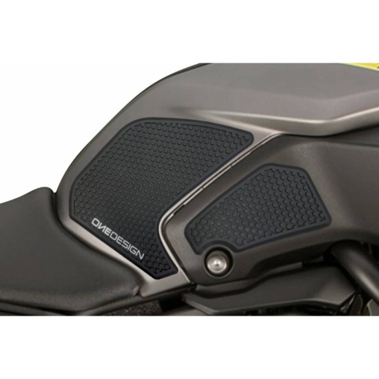 PUIG ADESIVO SERBATOIO SPECIFICO LATERALE YAMAHA MT-07 2018-2020 NERO PUIG ADESIVO SERBATOIO SPECIFICO LATERALE YAMAHA MT-07 2018-2020 NERO