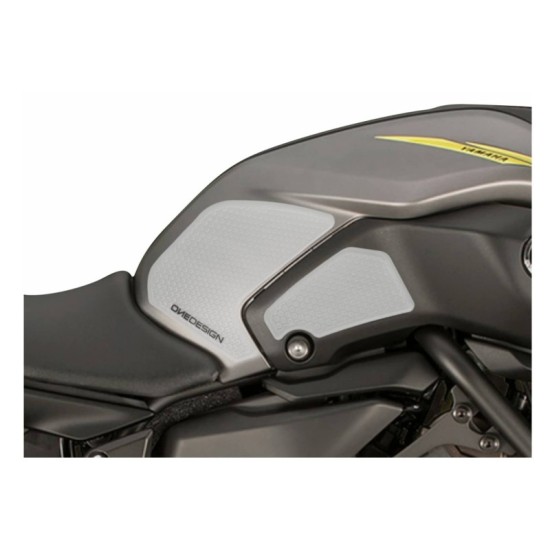 PUIG ADESIVO SERBATOIO SPECIFICO LATERALE YAMAHA MT-07 2018-2020 TRASPARENTE PUIG ADESIVO SERBATOIO SPECIFICO LATERALE YAMAHA MT-07 2018-2020 TRASPARENTE
