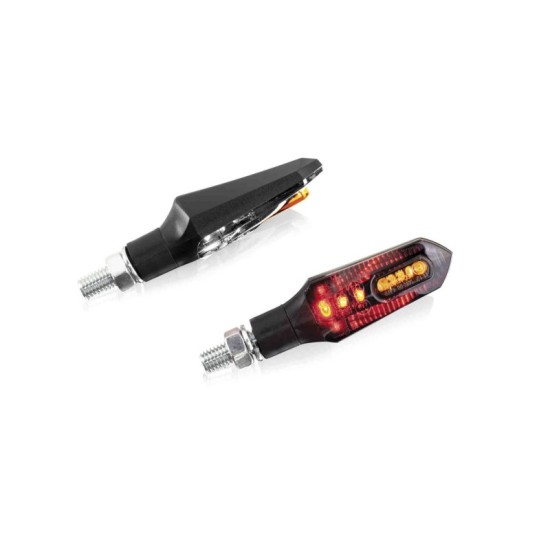 PUIG FRECCE LED MODELLO STICK-FRONTALE NERO - Lenti fume' - Il set comprende luce di posizione e freccie - Omologate secondo PUIG FRECCE LED MODELLO STICK-FRONTALE NERO - Lenti fume' - Il set comprende luce di posizione e freccie - Omologate secondo